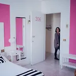 Elite Hotel