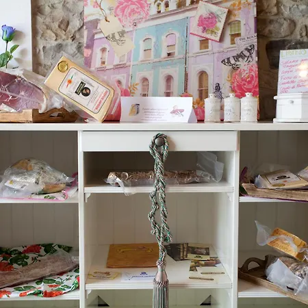 فندق إيليت سالسوماجّوري تيرمي